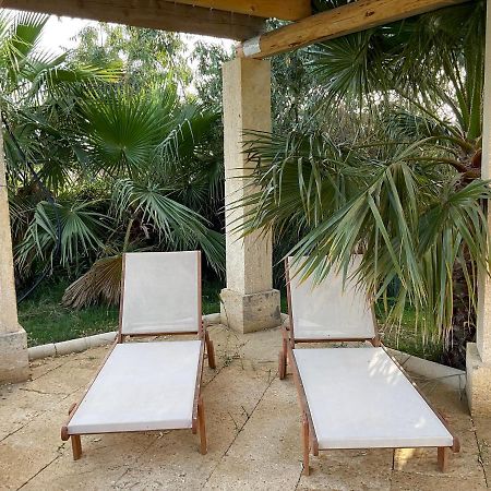 Mazet Du Pecheur Villa Saint Laurent d'Aigouze Bagian luar foto