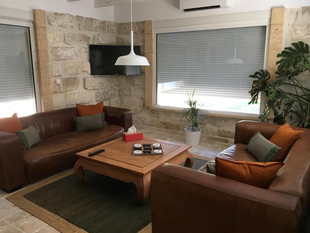 Mazet Du Pecheur Villa Saint Laurent d'Aigouze Bagian luar foto