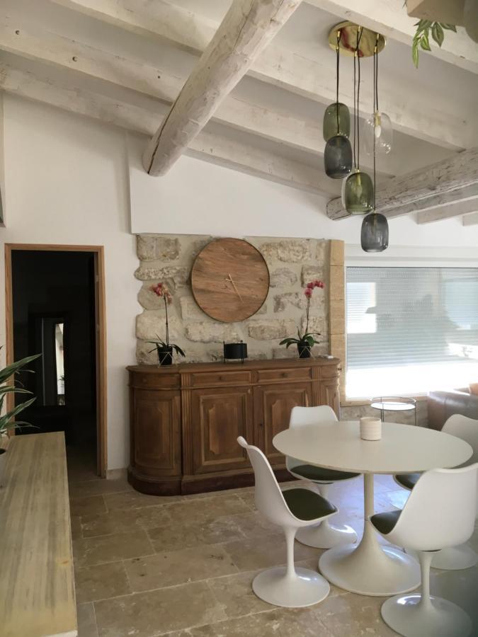 Mazet Du Pecheur Villa Saint Laurent d'Aigouze Bagian luar foto